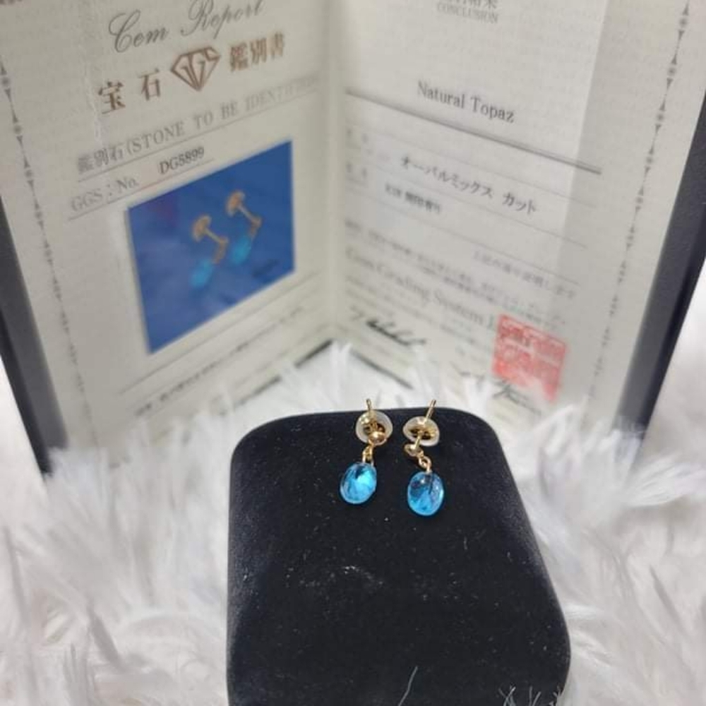 18k JP gold with Topaz gem